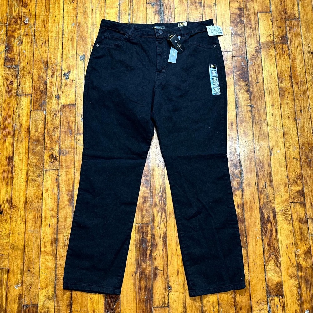 Lee Jeans Women's Medium Black‎ Denim Relaxed Fit Straight Leg High Rise Preppy